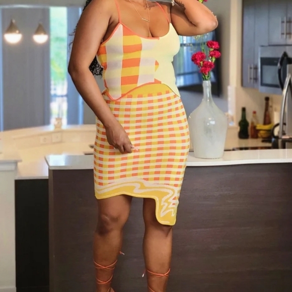 2 PC SET - Picture 2 of 2